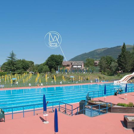 B&B Dimora Morelli Губио Екстериор снимка
