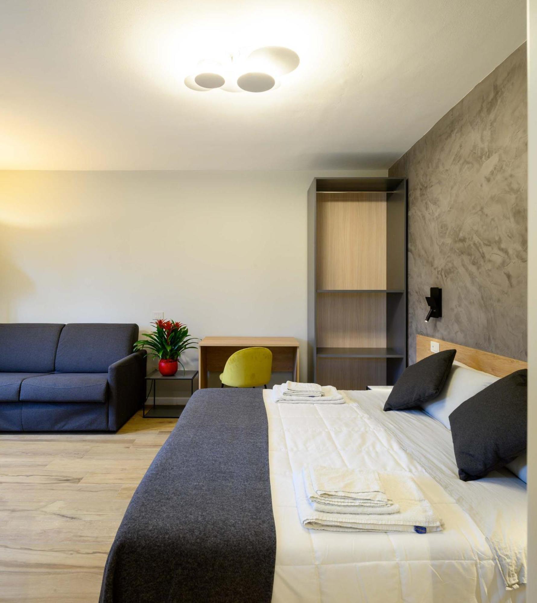 B&B Dimora Morelli Губио Екстериор снимка