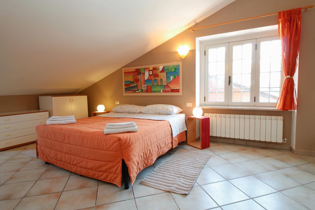 B&B Dimora Morelli Губио Екстериор снимка